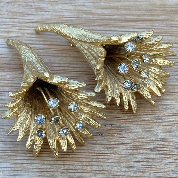 Vintage Castlecliff Flower Dress Pins Set Rhinestones - Picture 1 of 9